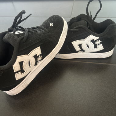 DC Shoes