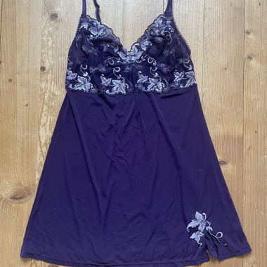 Negligé viola Miriale con pizzo, Tg. S
