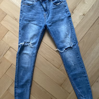 Jeans déchirés