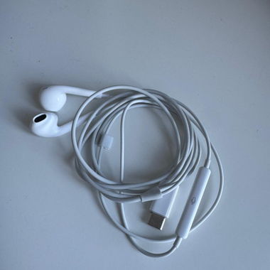 Écouteurs filaires USB-C blancs