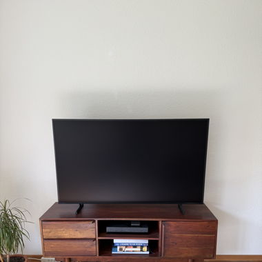 TV-Lowboard aus Massivholz (Akazie)