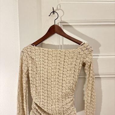 pull&bear beige long sleeve top