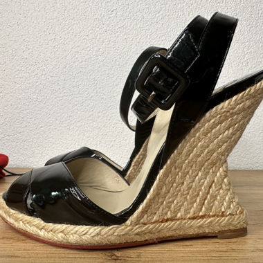 Christian Louboutin Wedge Keilsandalen Heels Gr.35