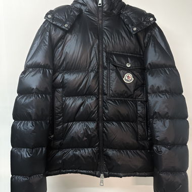 Moncler Wollastone Jacke Size 1