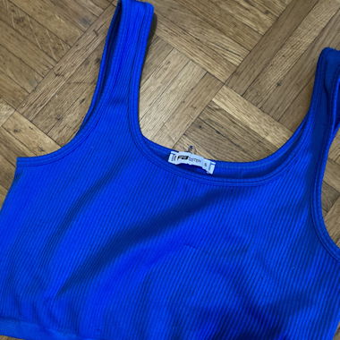 Top corto blu