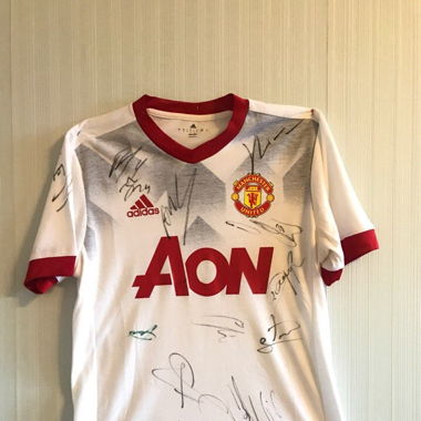 Manchester united shirt