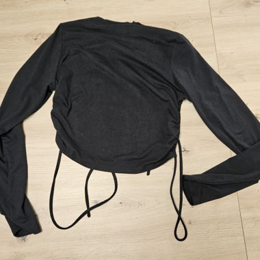 Pulli dünn offener Rücken 