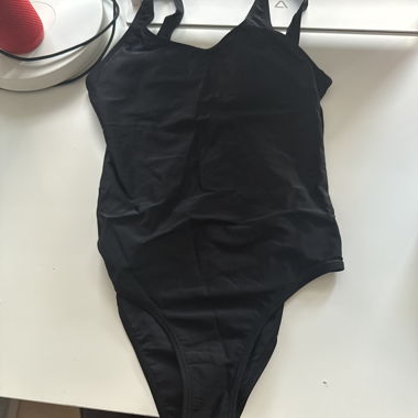 Maillot de bain une pièce noir