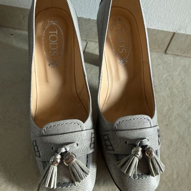 Tod's Women's Pumps, Size 39