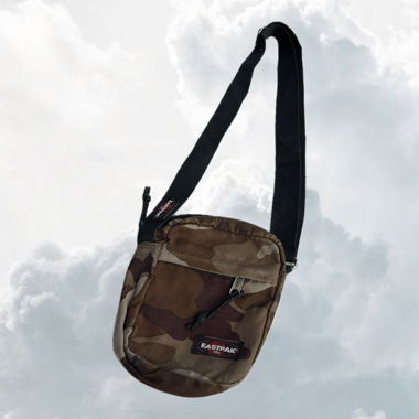 Sacoche camouflage EASTPAK