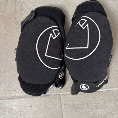 Endura Elbow Protectors