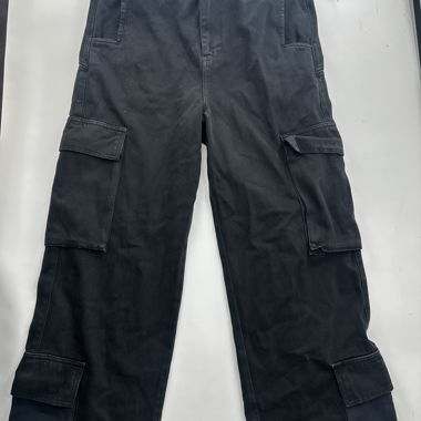 Schwarze Cargo Hose  Low Lights, Grösse M, neu! 