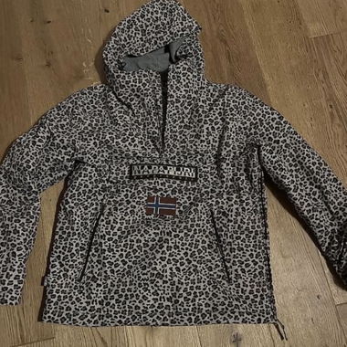Giacca invernale Napapijri da uomo Anorak design leopardato