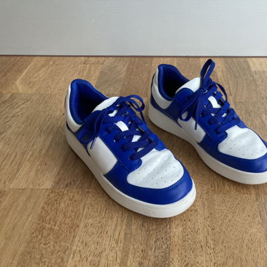 Baskets basses / Sneaker Low Monki (Gr. 38)