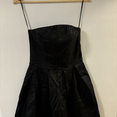 Armelloses Kleid von Naf Naf