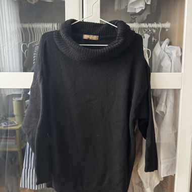 Black turtleneck sweater