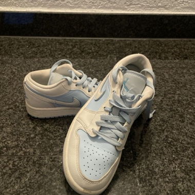 Nike Air Jordan Low Sneaker