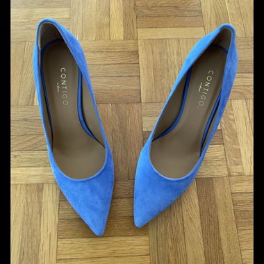 Contigo Wildlederpumps, hellblau, neuwertig!