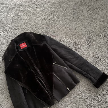 Jacke Guess