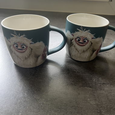 Set mit 2 Yeti-Tassen