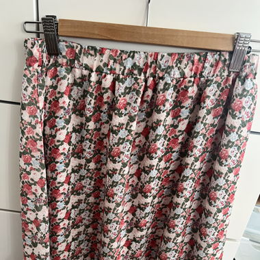 Romantischer Blumenrock