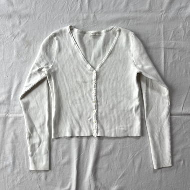 Brandy Melville manches longues avec boutons
