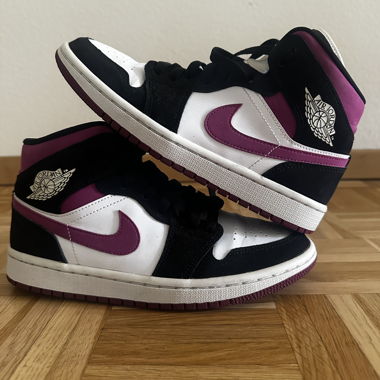 Jordan AIR