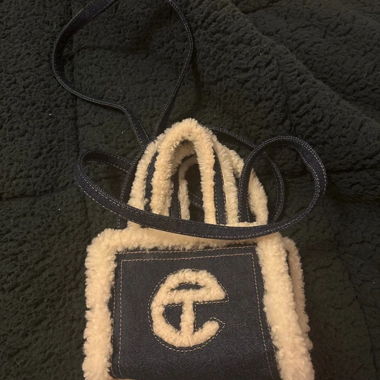 Borsa Telfar X Ugg denim
