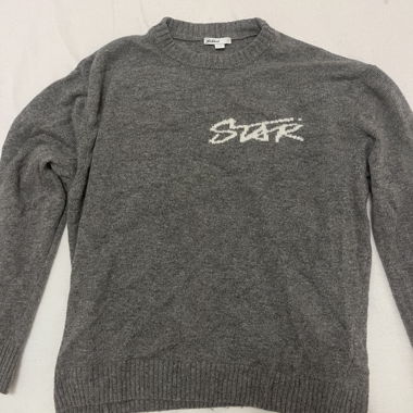 Grauer subdued pulli