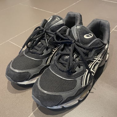 Asics NYC Gel Unisex Creme/Schwarz