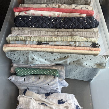Stoffpaket mit verschiedenen Stoffen