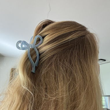 Fermaglio blu a forma di fiocco