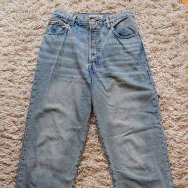 Levi’s Ribcage Straight Ankle Jeans