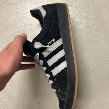 Chaussures de skate Adidas