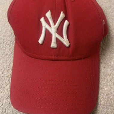 Red New York Yankees MLB cap