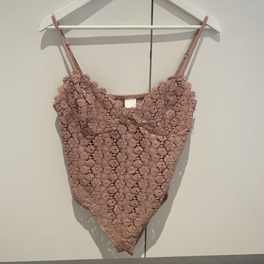 Pink Lace Bodysuit, size L