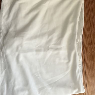 Mini-jupe blanche avec revêtement en tissu