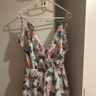 geblümtes Kleid
