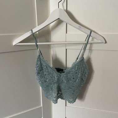 Top en dentelle turquoise Zara