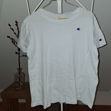 champion t-shirt