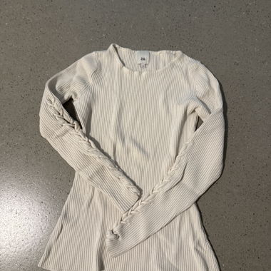 Pull à côtes blanc avec torsades