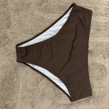 Brauner Bikiniunterteil