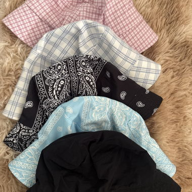 Bucket hats set
