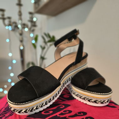 Anna Field Sandale mit Plateauabsatz NEU Gr. 39