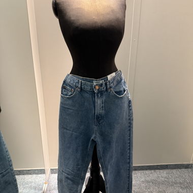 Jeans mom taille haute bleus