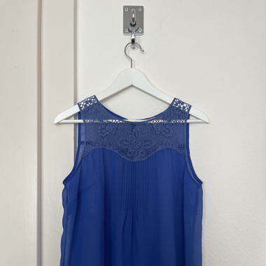 Haut vintage bleu avec dentelle