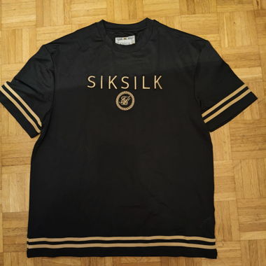 T-shirt SIKSILK nero