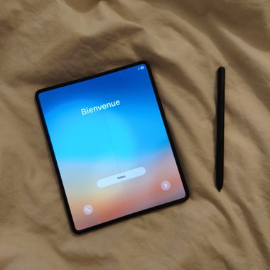 Samsung Galaxy Z Fold 3 smartphone
