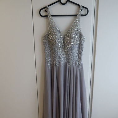 Abendkleid Grau