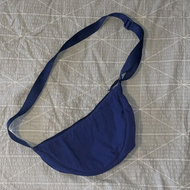 Uniqlo bag in dark blue